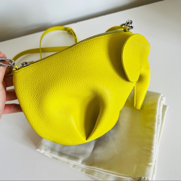 [SOLD] Authentic Loewe Mini Elephant Calfskin Purse - Picture 6 of 9